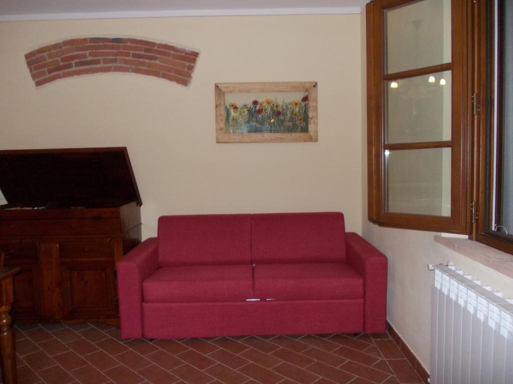 Agriturismo L'Isola Crespina Cameră foto